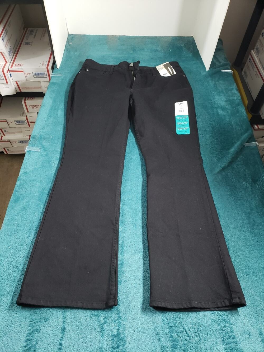 Lee Jeans Size 14 Petite Women Black Pants Stretch Dark Mid Rise Bootcut NWT